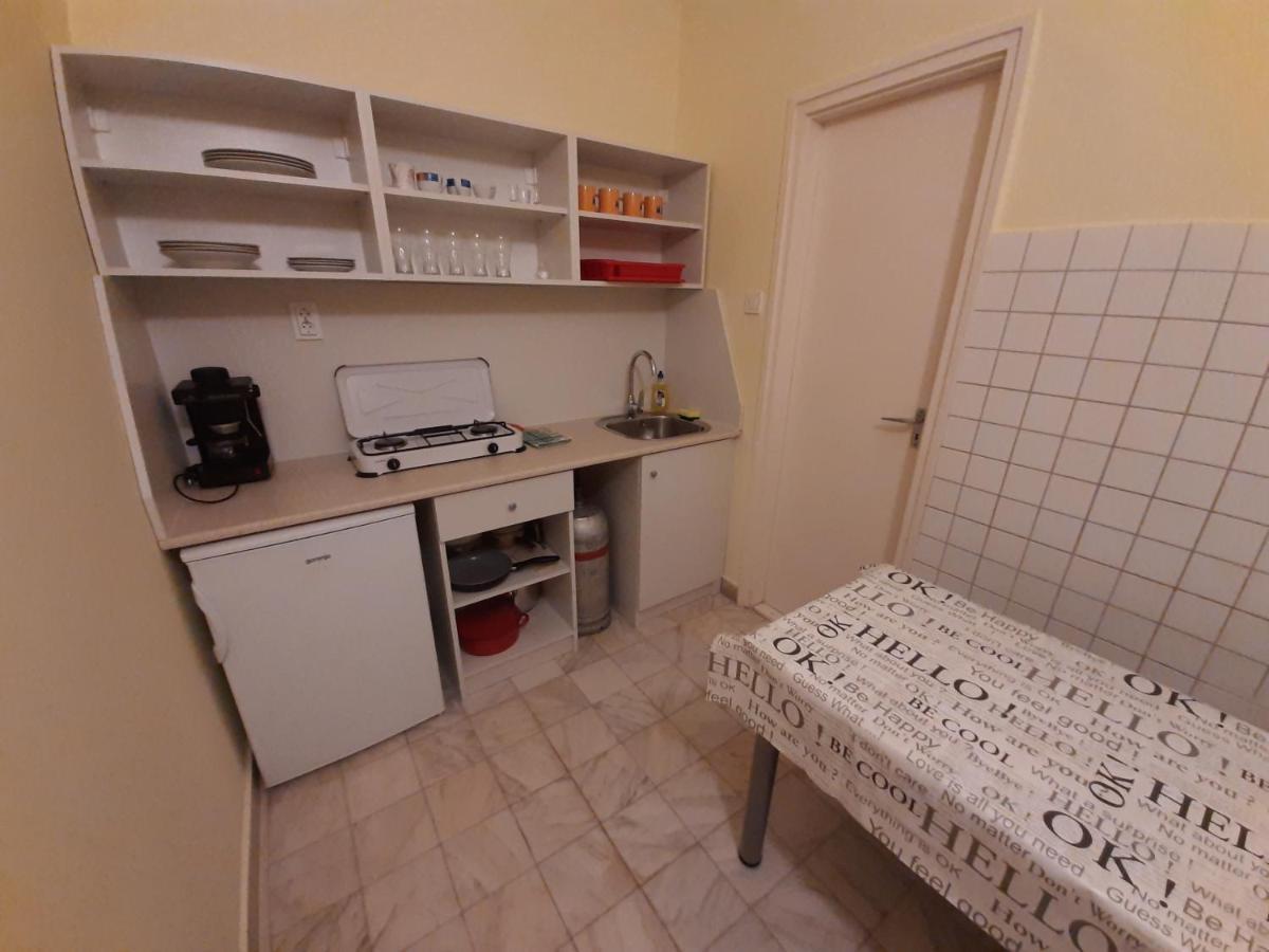 Gyopar Gyoengye Apartmanhaz 欧罗什哈佐 外观 照片