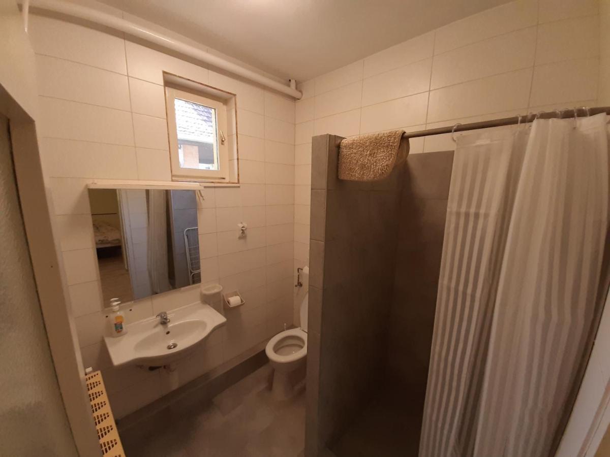 Gyopar Gyoengye Apartmanhaz 欧罗什哈佐 外观 照片