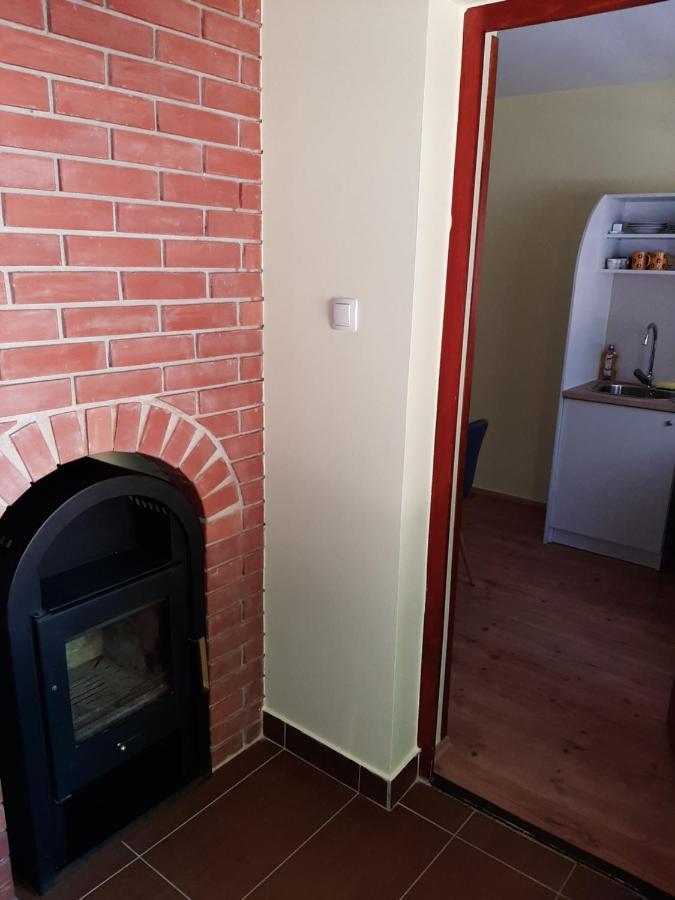 Gyopar Gyoengye Apartmanhaz 欧罗什哈佐 外观 照片