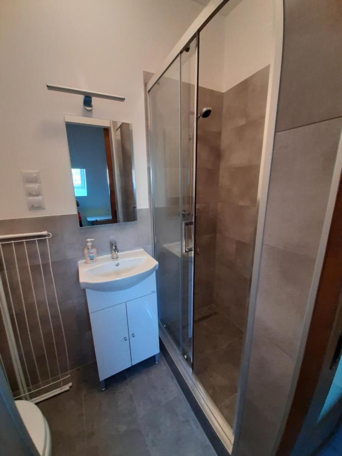 Gyopar Gyoengye Apartmanhaz 欧罗什哈佐 外观 照片